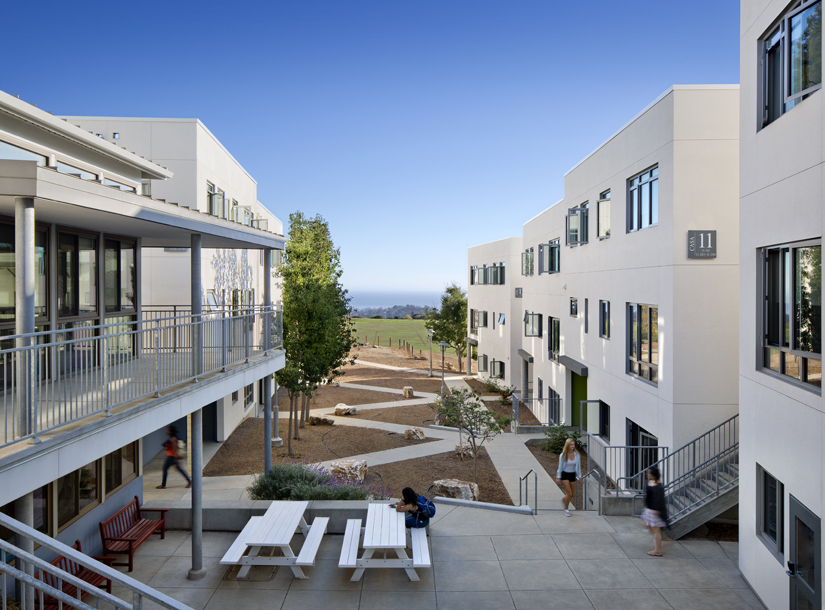 University of California, Santa Cruz Blach Construction